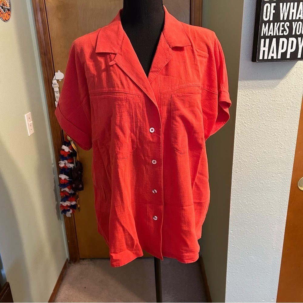 Vintage red orange cotton short sleeve button up size 48 or modern XL